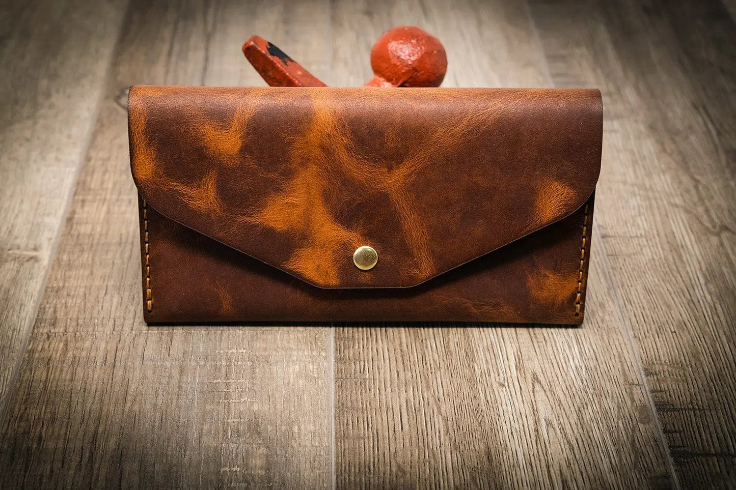 Badge Clutch Wallet - Chestnut