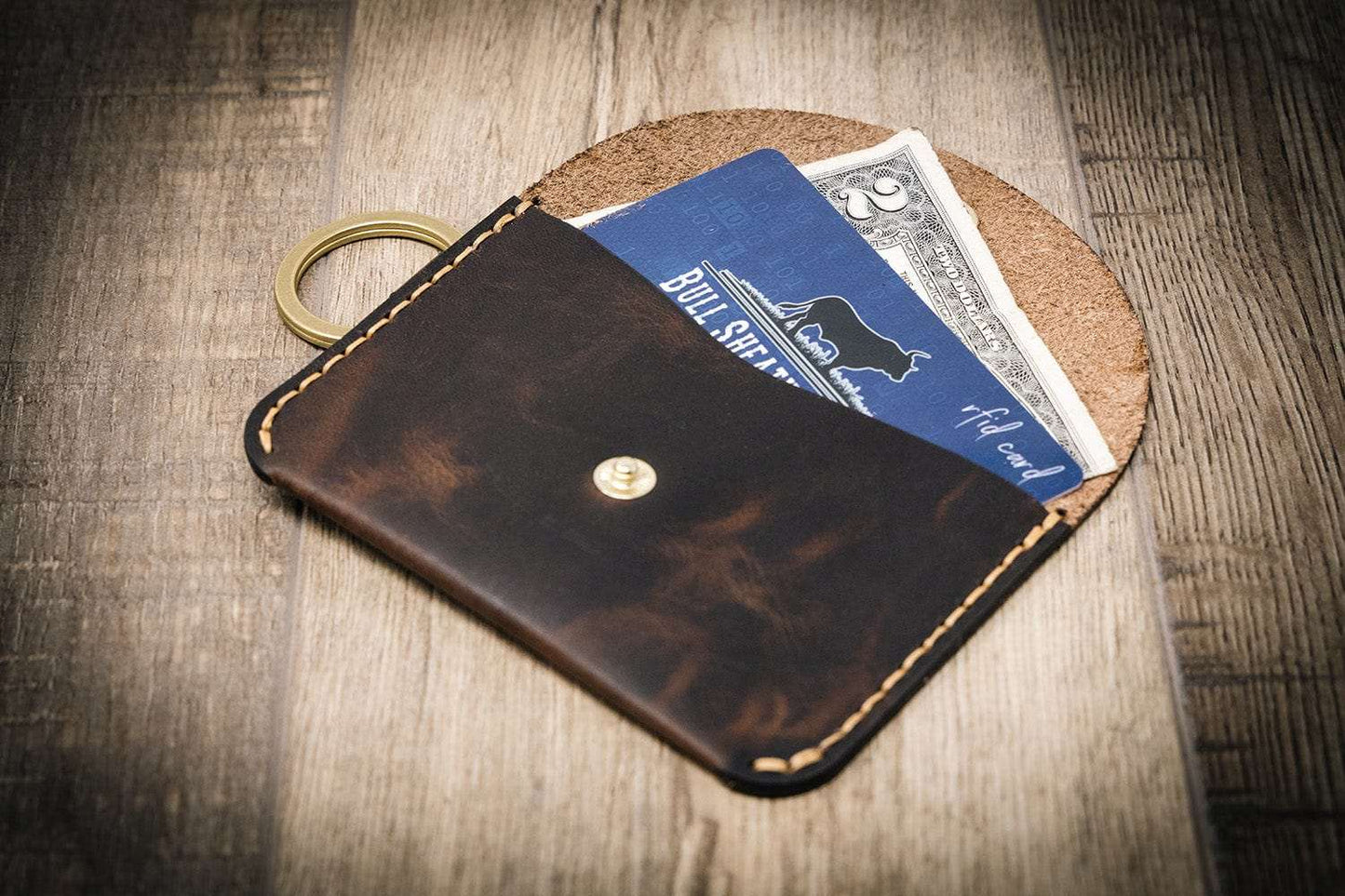 The Richmond Leather Keychain Wallet in Walnut Brown
