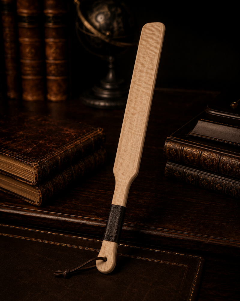 Slim paddle discipline tool
