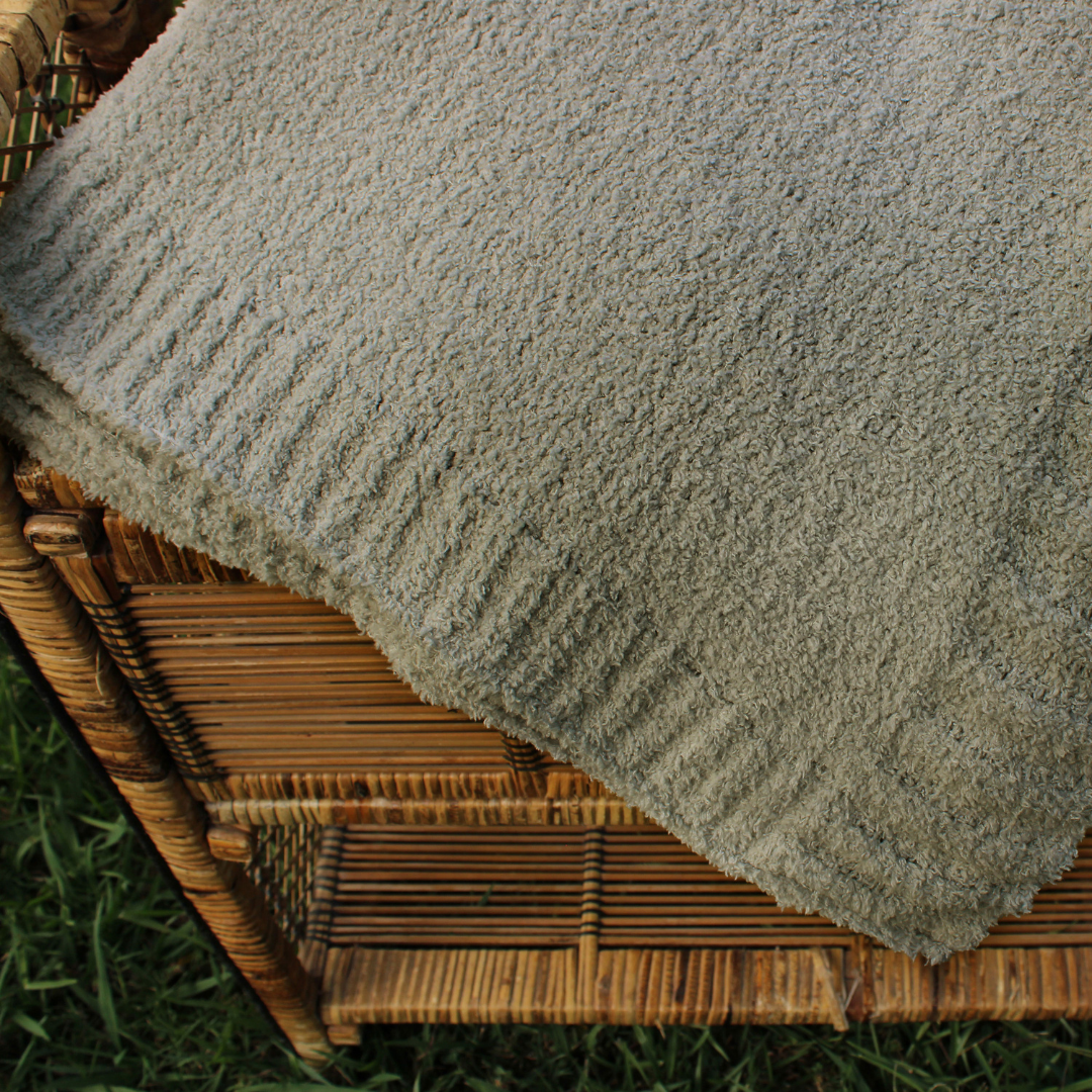 Cloud Nine Soft Throw: Woven, MicroFiber