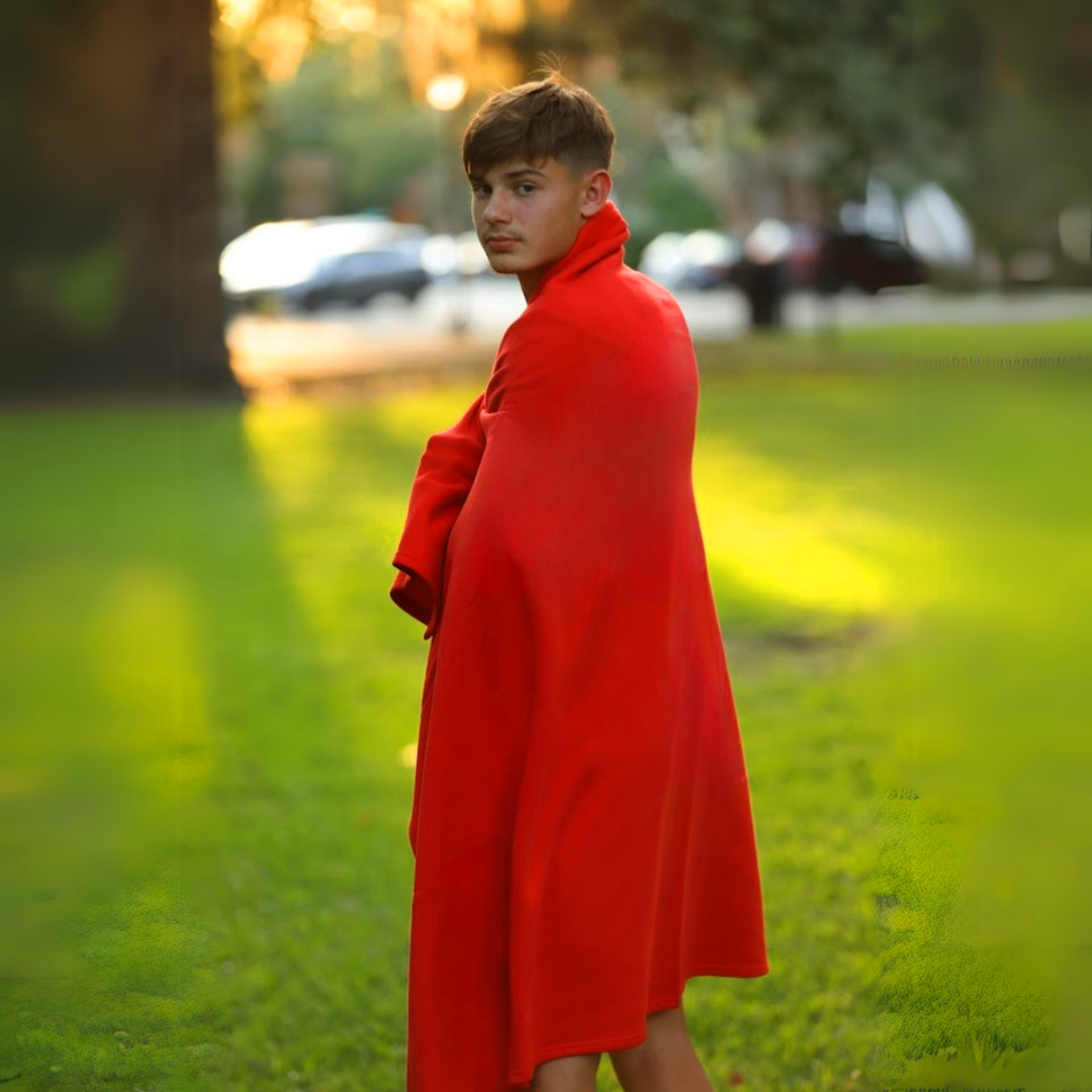 Cozy Sweatshirt Blanket – Perfect for Christmas Comfort