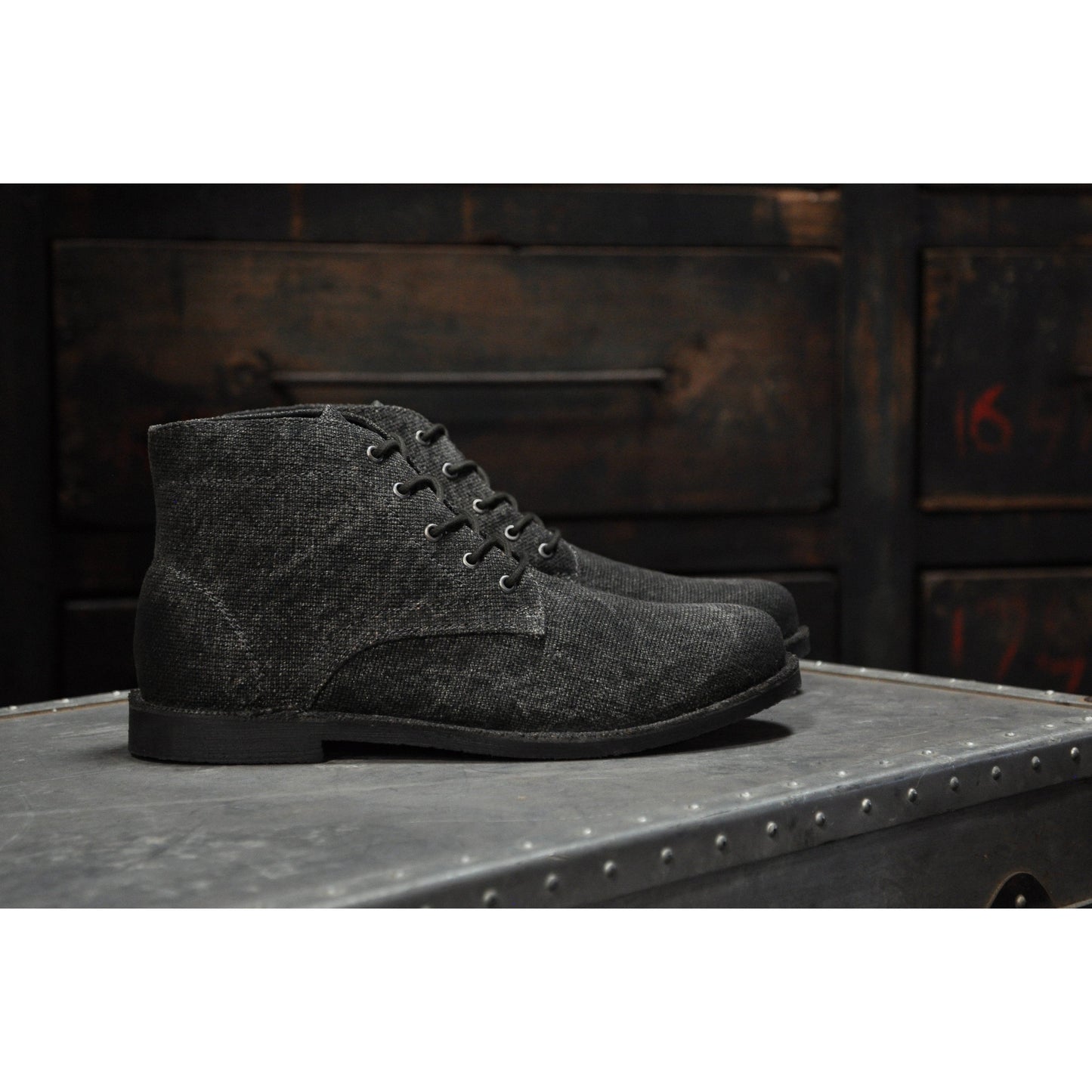 The Grover-Vegan | Charcoal