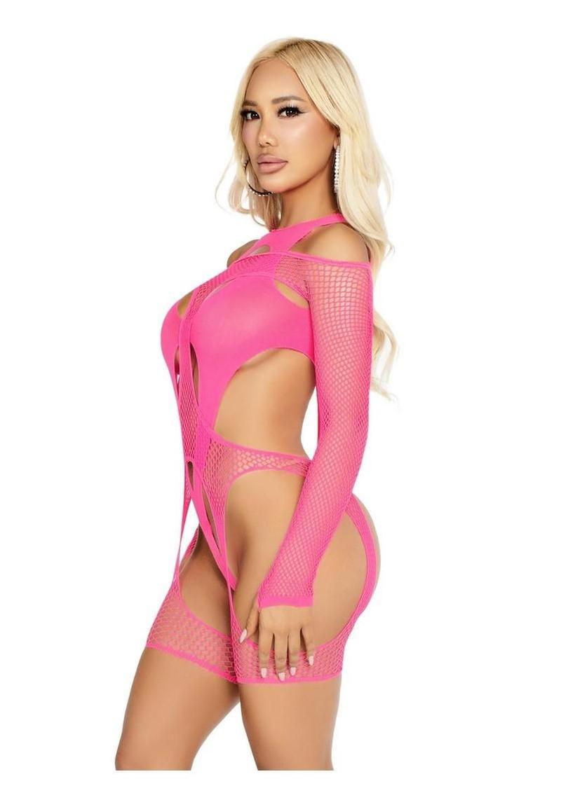 Off-the-Shoulder Fishnet Garter Harness With Flattering Fit