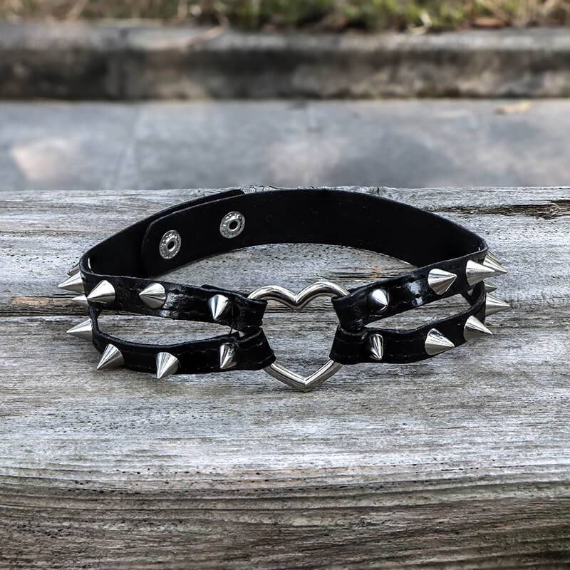 Punk Rivets Heart Leather Choker Necklace