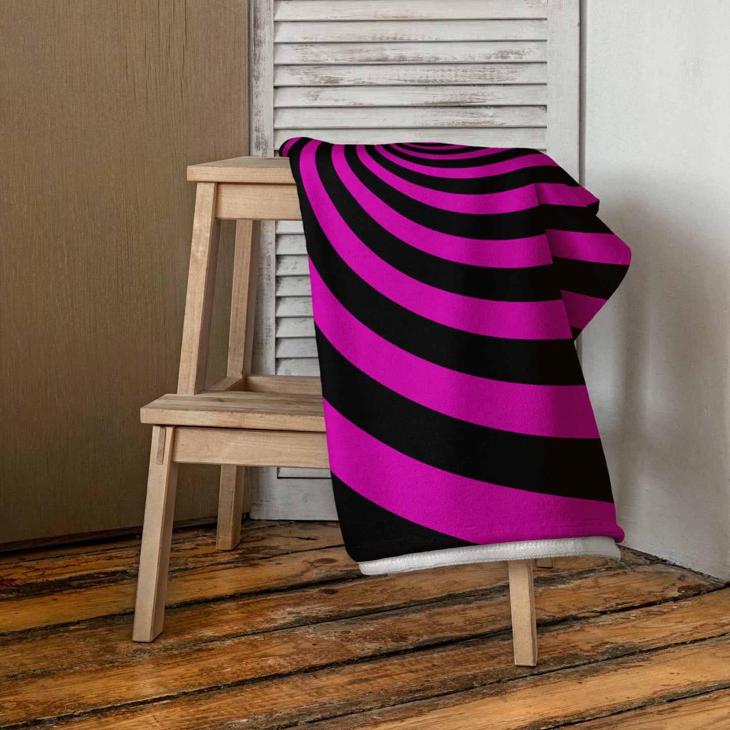 Black and Pink Spiral Towel